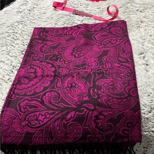 Pashmina Pink and Black Paisley Scarf